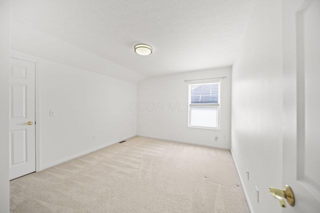 2659 Roe Drive, Lewis Center, OH 43035