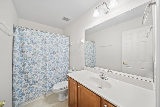 2659 Roe Drive, Lewis Center, OH 43035