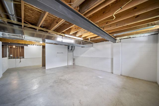 2659 Roe Drive, Lewis Center, OH 43035