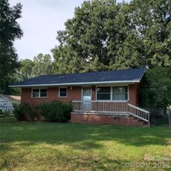 203 Dry Dock Loop, Mooresville, NC 28117