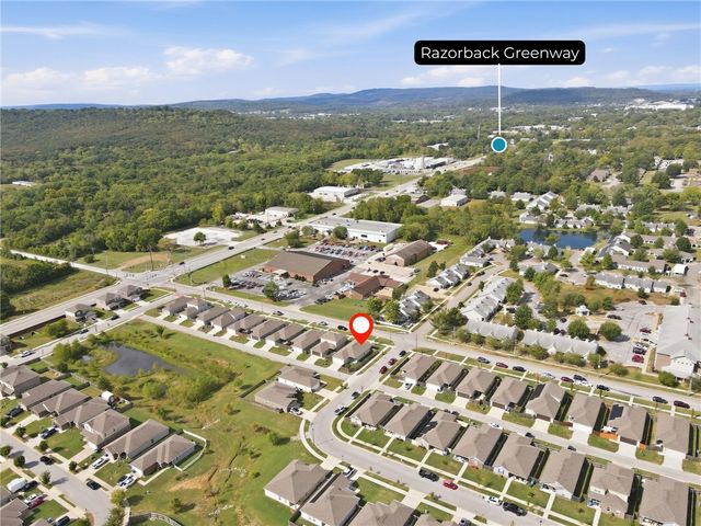 1286 S Morningside Drive, Fayetteville, AR 72701