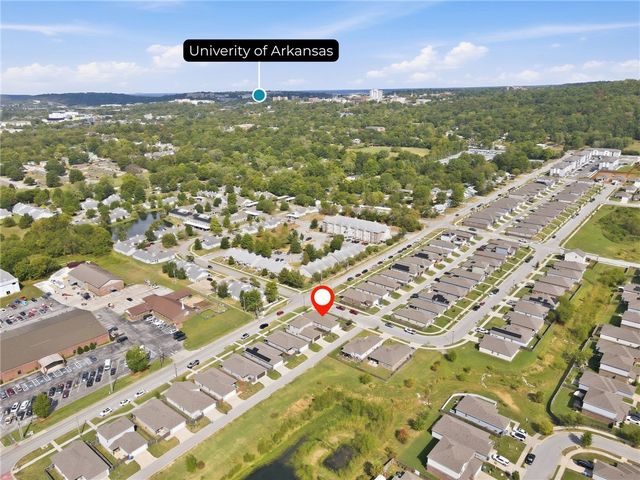 1286 S Morningside Drive, Fayetteville, AR 72701