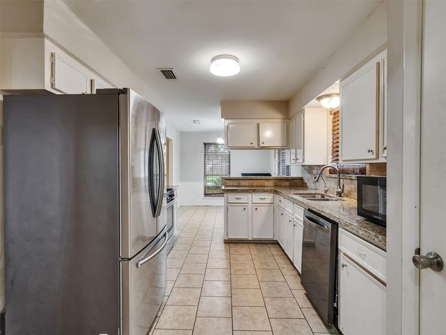 2314 Summer Spring Drive, Spring, TX 77373