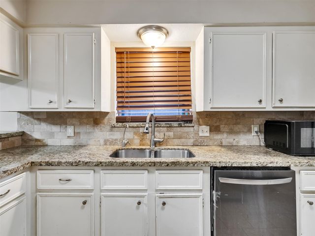 2314 Summer Spring Drive, Spring, TX 77373