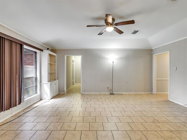 2314 Summer Spring Drive, Spring, TX 77373