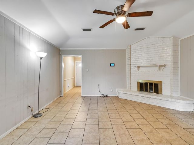 2314 Summer Spring Drive, Spring, TX 77373