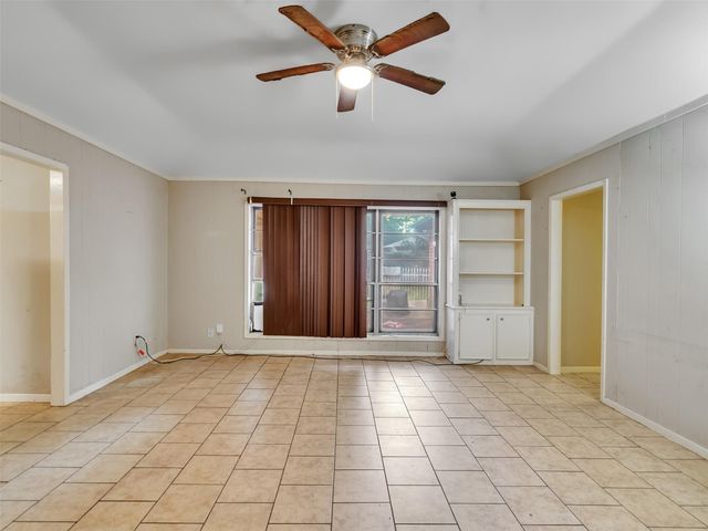 2314 Summer Spring Drive, Spring, TX 77373