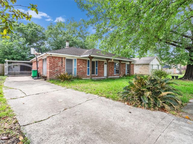 2314 Summer Spring Drive, Spring, TX 77373