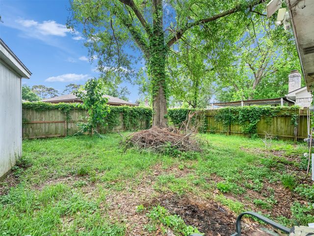 2314 Summer Spring Drive, Spring, TX 77373
