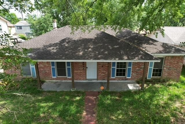 2314 Summer Spring Drive, Spring, TX 77373