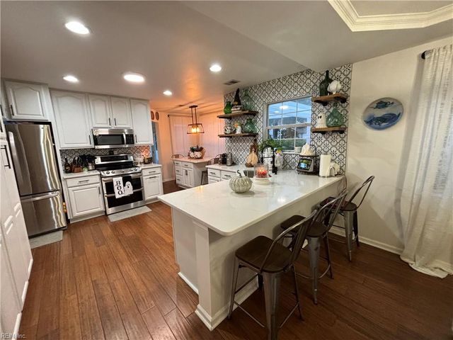 2628 Alamance CIR, Virginia Beach, VA 23456