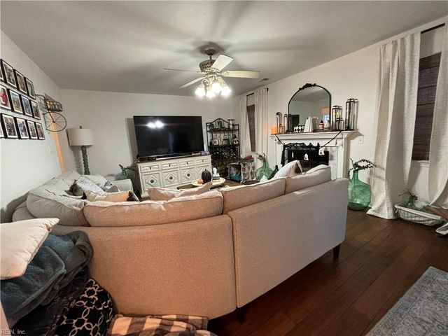 2628 Alamance CIR, Virginia Beach, VA 23456