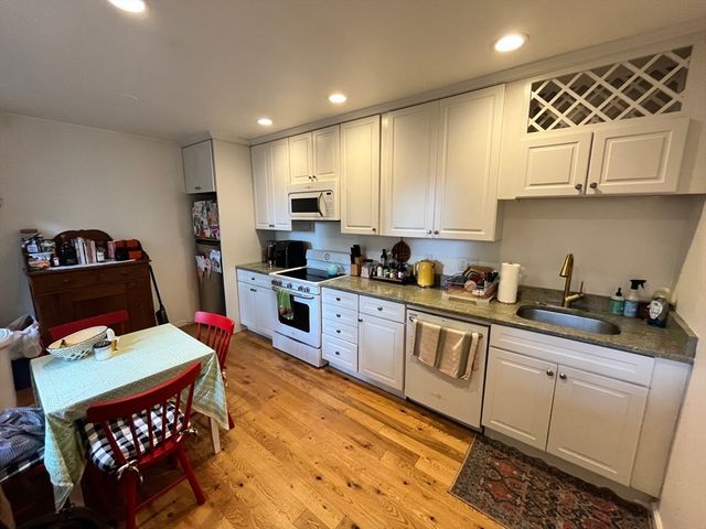 115 Elm 1, Boston, MA 02129