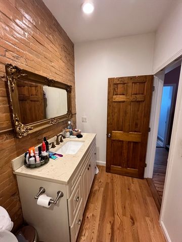 115 Elm 1, Boston, MA 02129