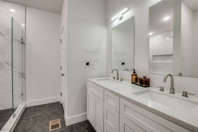 2325 Budd Street, Dallas, TX 75215