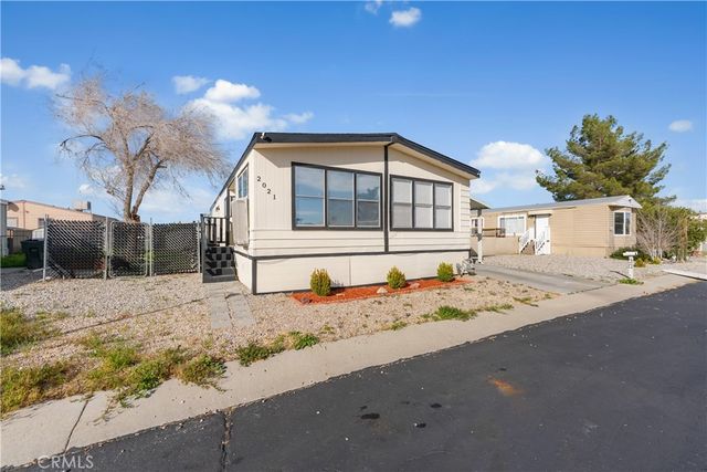 2021 Windharp 30, Rosamond, CA 93560