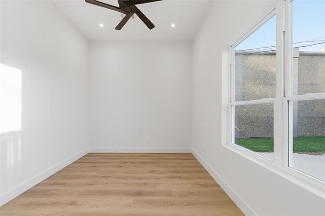 934 Autumn Oaks Drive, Houston, TX 77079