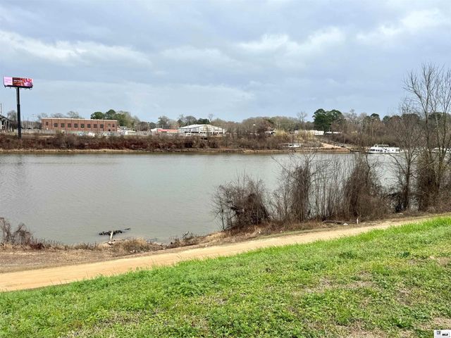 310 S RIVERFRONT STREET, West Monroe, LA 71291