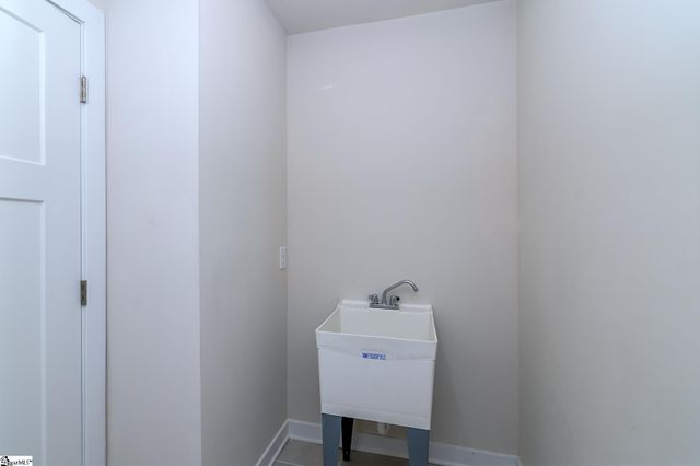 954 Rev Robert Reid Street, Reidville, SC 29375