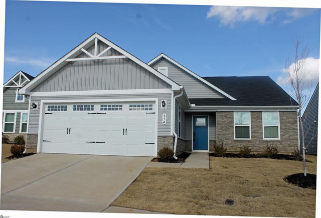 954 Rev Robert Reid Street, Reidville, SC 29375