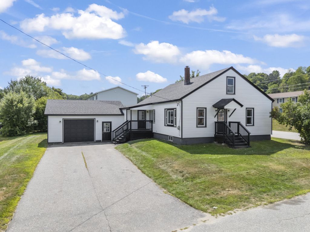 1 Fisher Avenue, Lewiston, ME 04240 — exterior