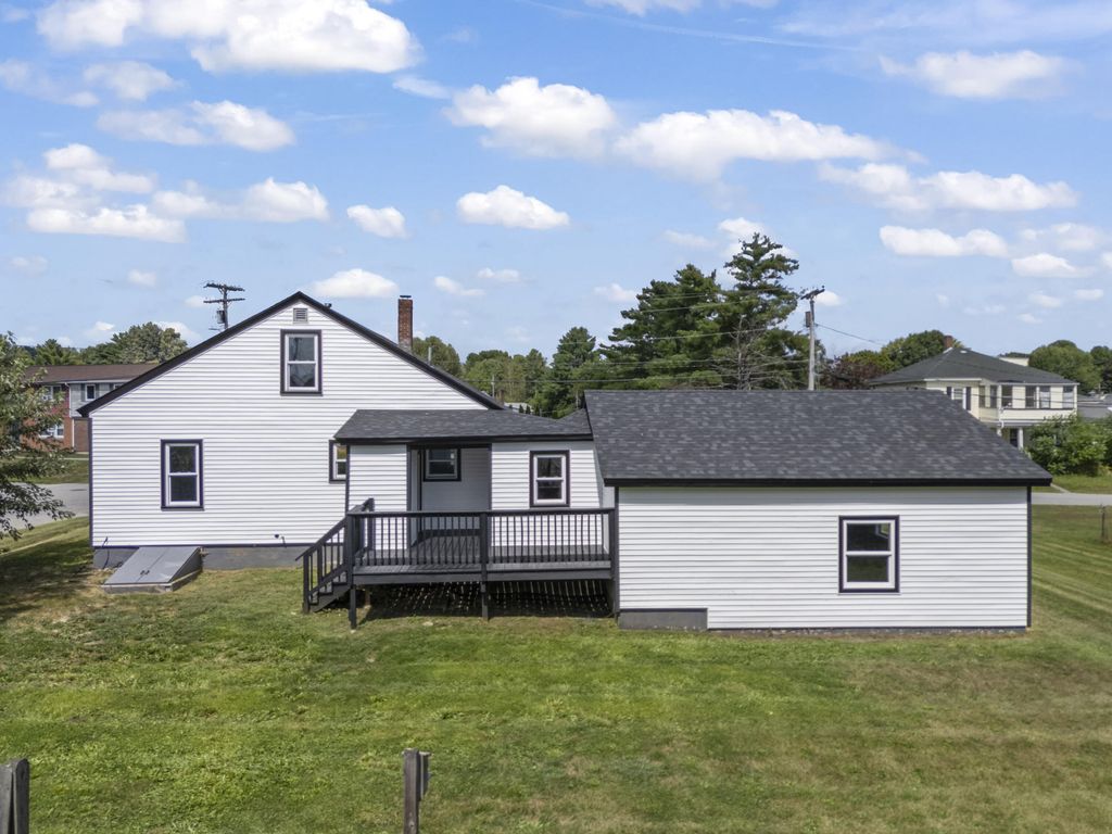 1 Fisher Avenue, Lewiston, ME 04240 — photo 4