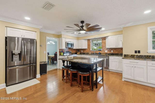 11257 PORTSIDE Drive, Jacksonville, FL 32225
