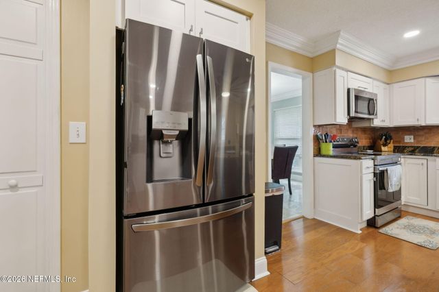 11257 PORTSIDE Drive, Jacksonville, FL 32225