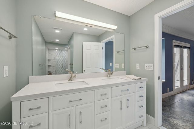 11257 PORTSIDE Drive, Jacksonville, FL 32225