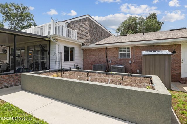 11257 PORTSIDE Drive, Jacksonville, FL 32225