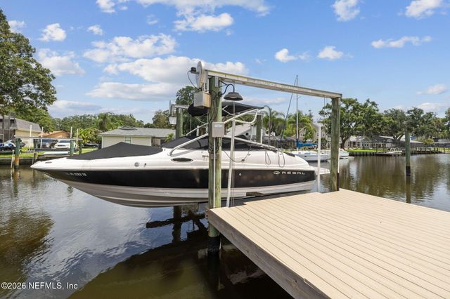11257 PORTSIDE Drive, Jacksonville, FL 32225