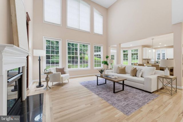 3810 DANIELS RUN CT, Fairfax, VA 22030