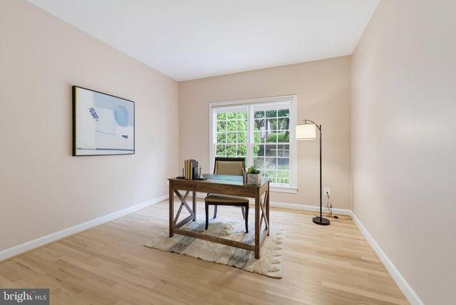 3810 DANIELS RUN CT, Fairfax, VA 22030