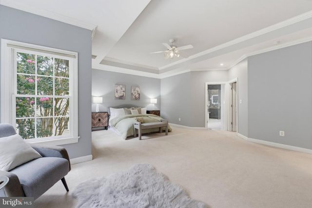 3810 DANIELS RUN CT, Fairfax, VA 22030