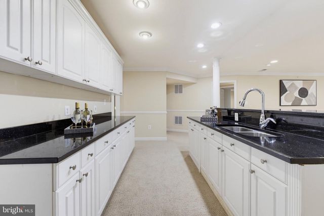 3810 DANIELS RUN CT, Fairfax, VA 22030