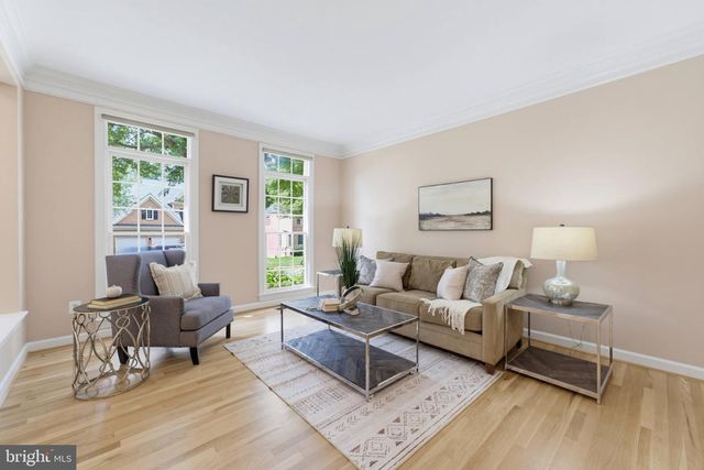 3810 DANIELS RUN CT, Fairfax, VA 22030