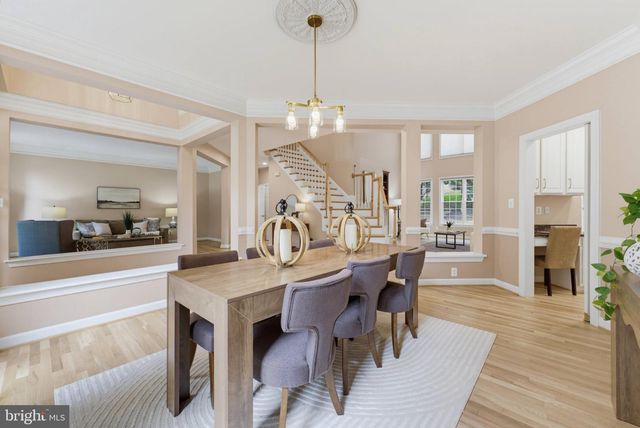 3810 DANIELS RUN CT, Fairfax, VA 22030