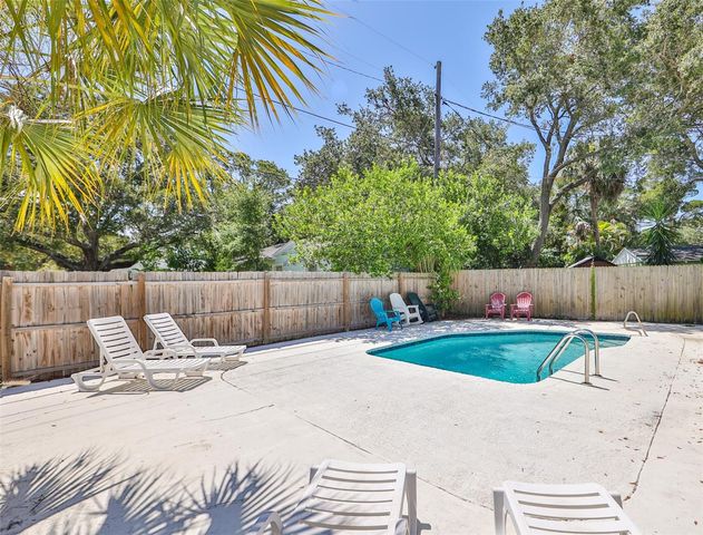 3631 PARK STREET N, St Petersburg, FL 33710