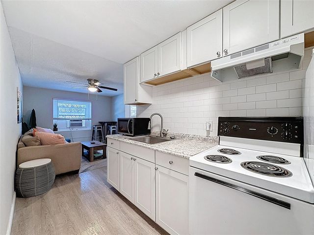 3631 PARK STREET N, St Petersburg, FL 33710