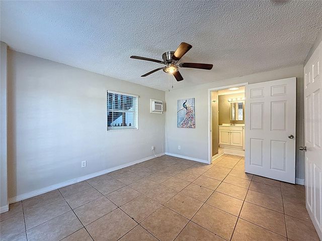 3631 PARK STREET N, St Petersburg, FL 33710