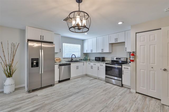 3631 PARK STREET N, St Petersburg, FL 33710