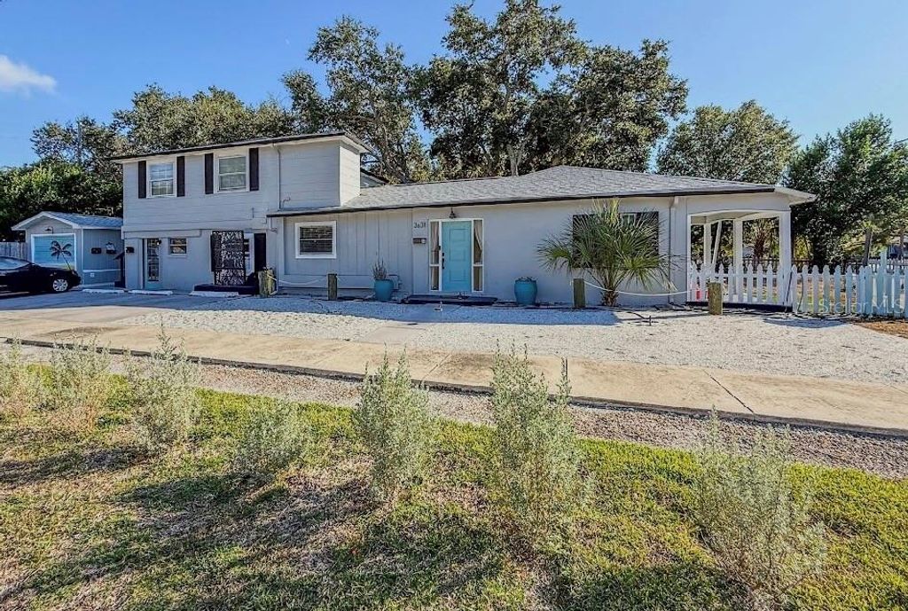 3631 PARK STREET N, St Petersburg, FL 33710