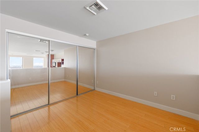 3810 Wilshire Blvd 1811, Los Angeles, CA 90010