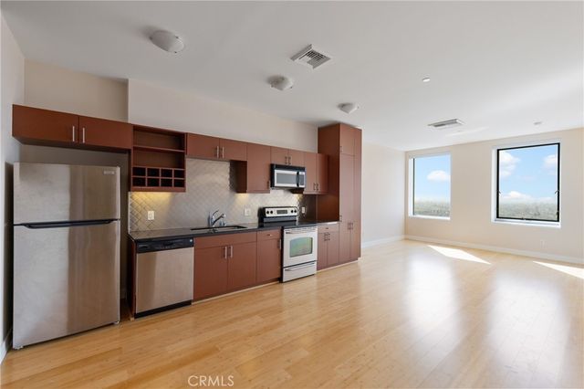 3810 Wilshire Blvd 1811, Los Angeles, CA 90010