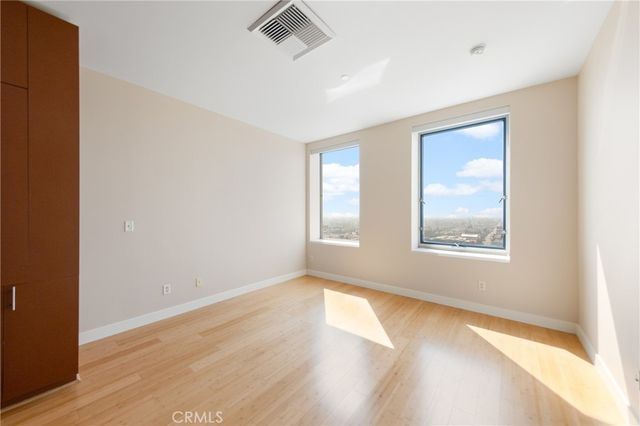 3810 Wilshire Blvd 1811, Los Angeles, CA 90010