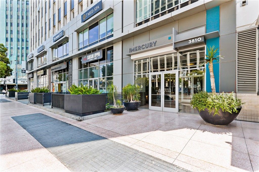 3810 Wilshire Blvd 1811, Los Angeles, CA 90010 — photo 2