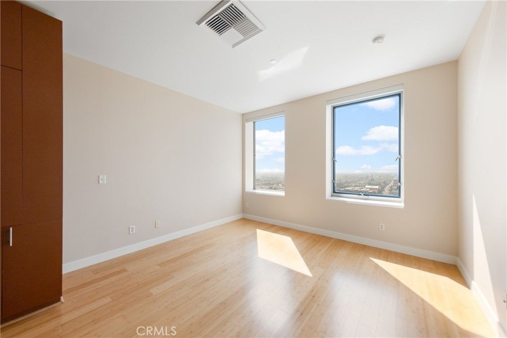 3810 Wilshire Blvd 1811, Los Angeles, CA 90010 — photo 4