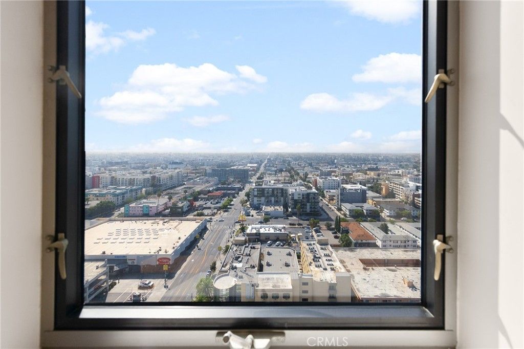 3810 Wilshire Blvd 1811, Los Angeles, CA 90010 — photo 5