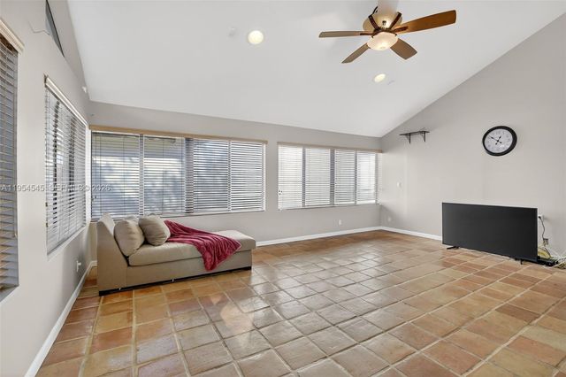 2141 Austin, Weston, FL 33326