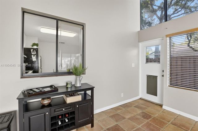 2141 Austin, Weston, FL 33326